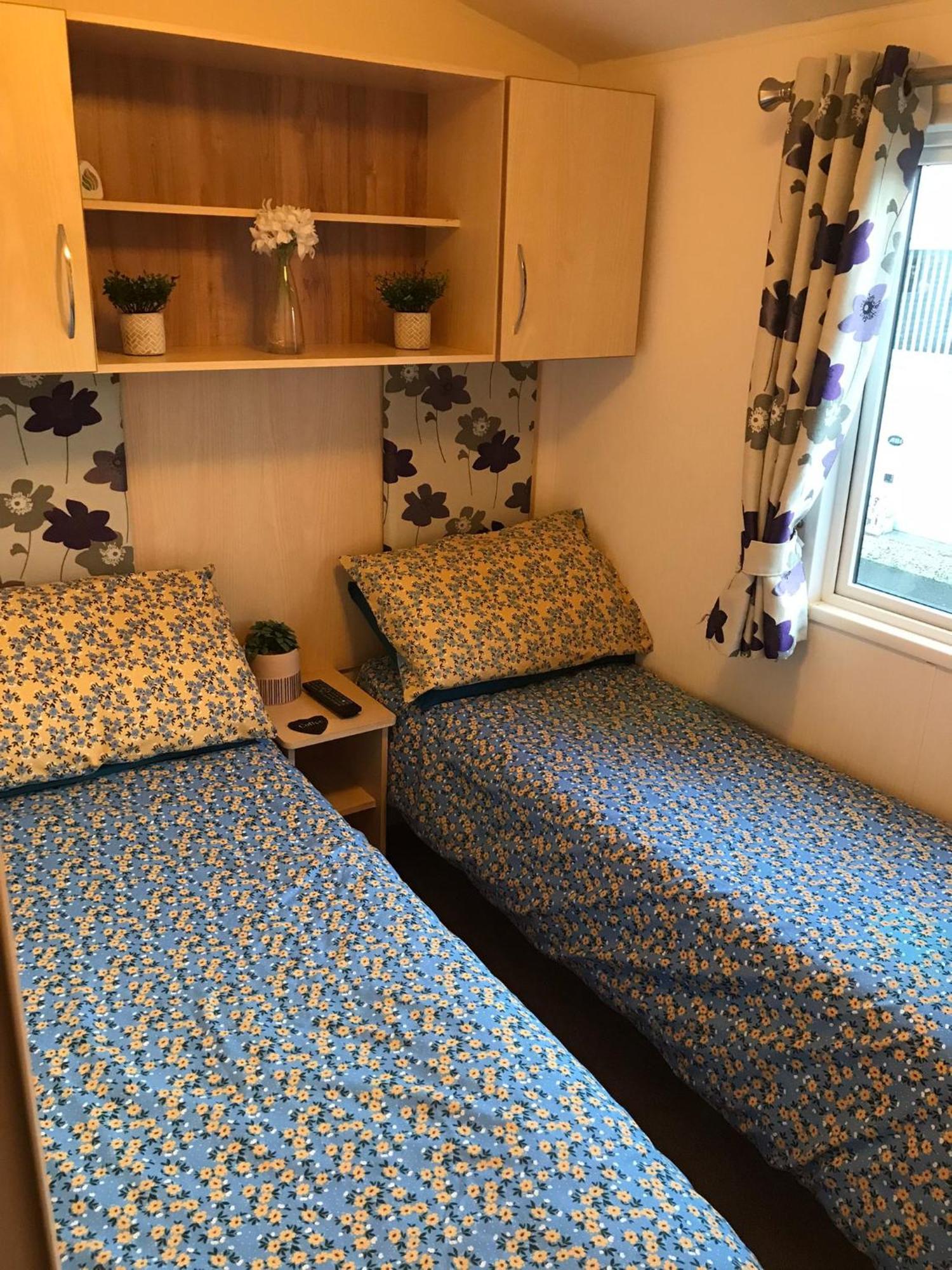 Two X 8 Berth Static Caravan On Lyons Robin Hood Rhyl North Wales Meliden Luaran gambar