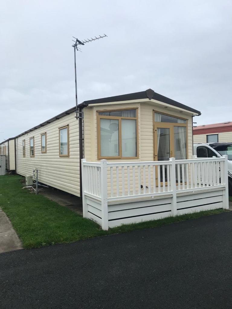 Two X 8 Berth Static Caravan On Lyons Robin Hood Rhyl North Wales Meliden Luaran gambar